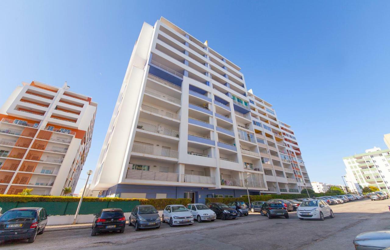 70 négyzetméteres, 2 hálószobás Apartman 2 fürdőszobával Praia do Vau területén Portimão Kültér fotó